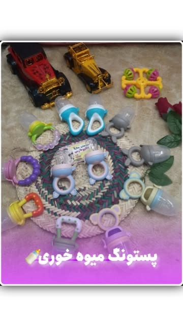 پستونک میوه‌خوری نوزاد